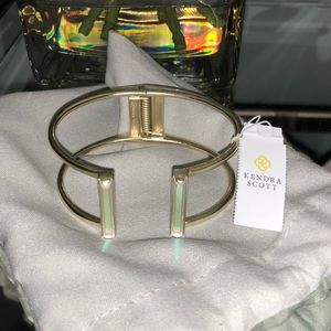 KENDRA SCOTT BRACELET